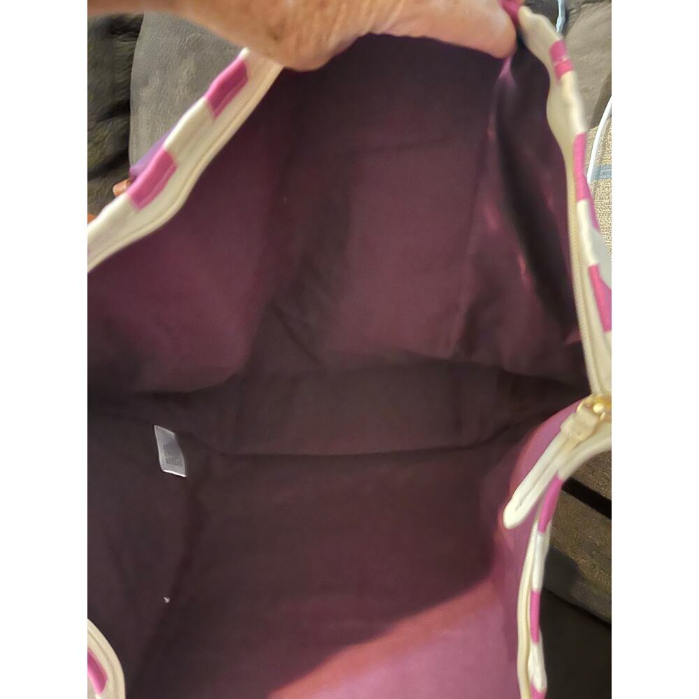 NWT PINK Tote Bag Pink and Purple Great for Travel - Picture 6 of 7
